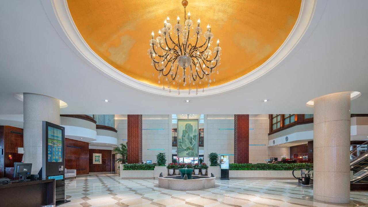 Binbei Yiho Hotel Xiamen Exterior photo